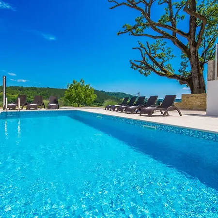 Gresti, A Beautiful And Private Summer