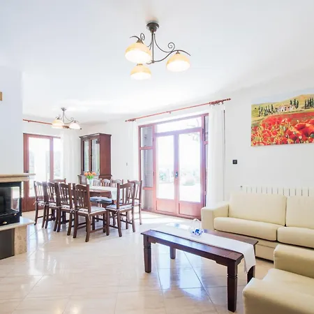 Σπίτι διακοπών Gresti, A Beautiful And Private Summer Previz