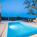 Prázdninový dům Gresti, A Beautiful And Private Summer Previz