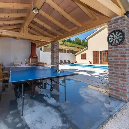 Vikendica Gresti, A Beautiful And Private Summer