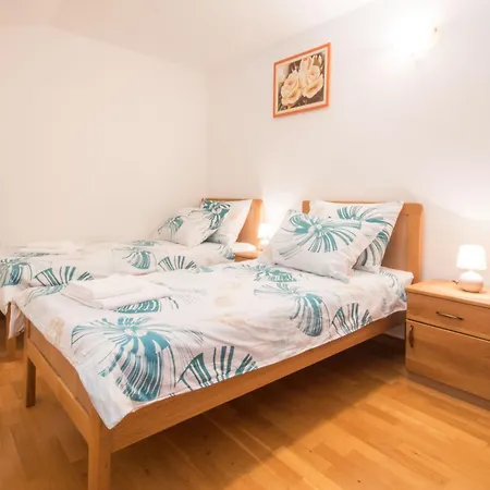 Gresti, A Beautiful And Private Summer