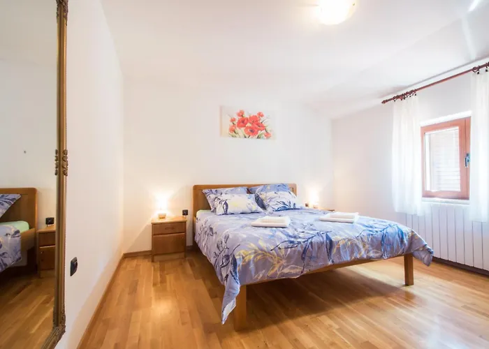 Gresti, A Beautiful And Private Summer