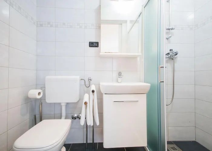 Vikendica Gresti, A Beautiful And Private Summer Previz