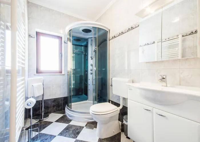 Gresti, A Beautiful And Private Summer