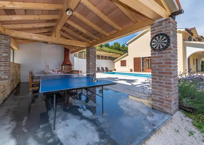 Vikendica Gresti, A Beautiful And Private Summer