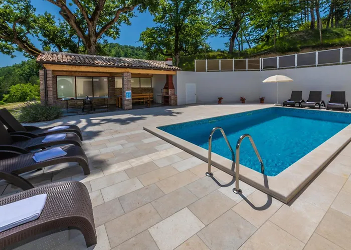 Gresti, A Beautiful And Private Summer Vikendica