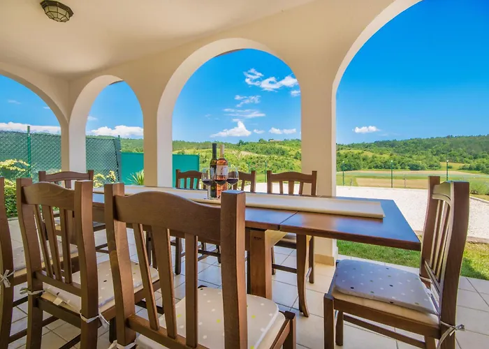 Vikendica Gresti, A Beautiful And Private Summer